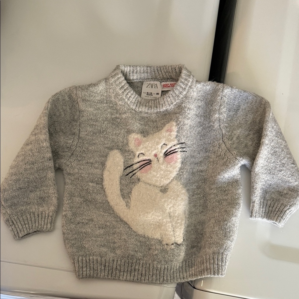 Zara Gray Sweater with Cat Design